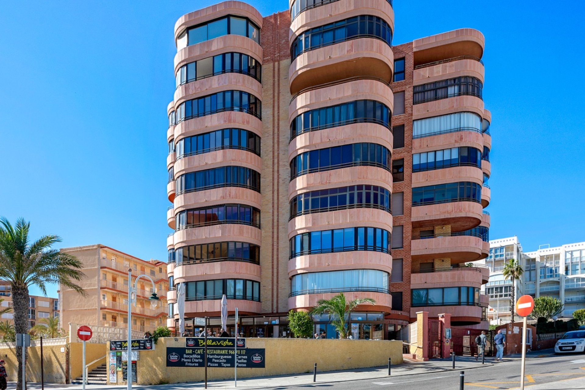 Resale - Apartments - Flats - Arenales del Sol - Segunda linea playa