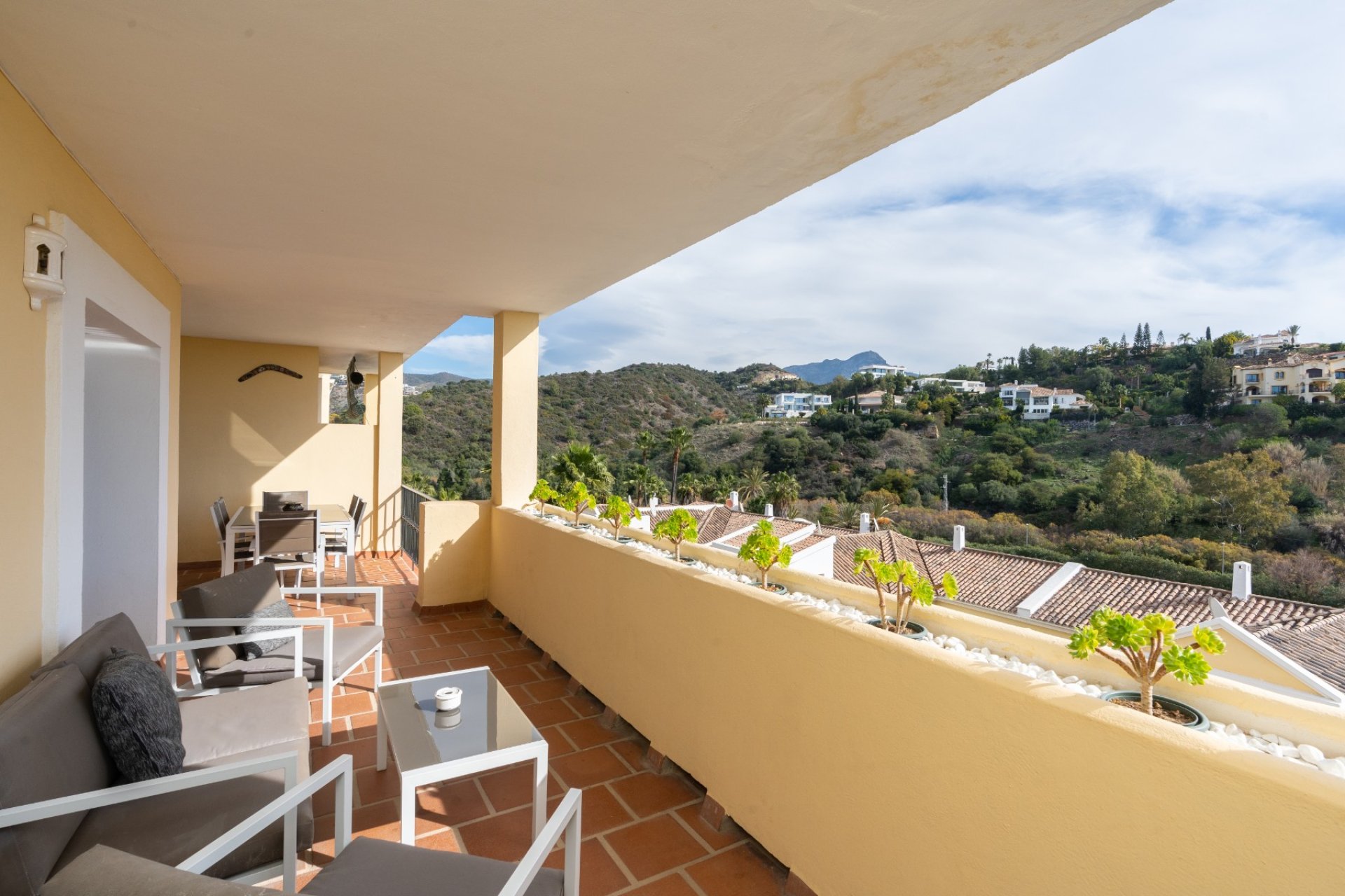 Resale - Apartments - Flats - Benahavís - La Quinta