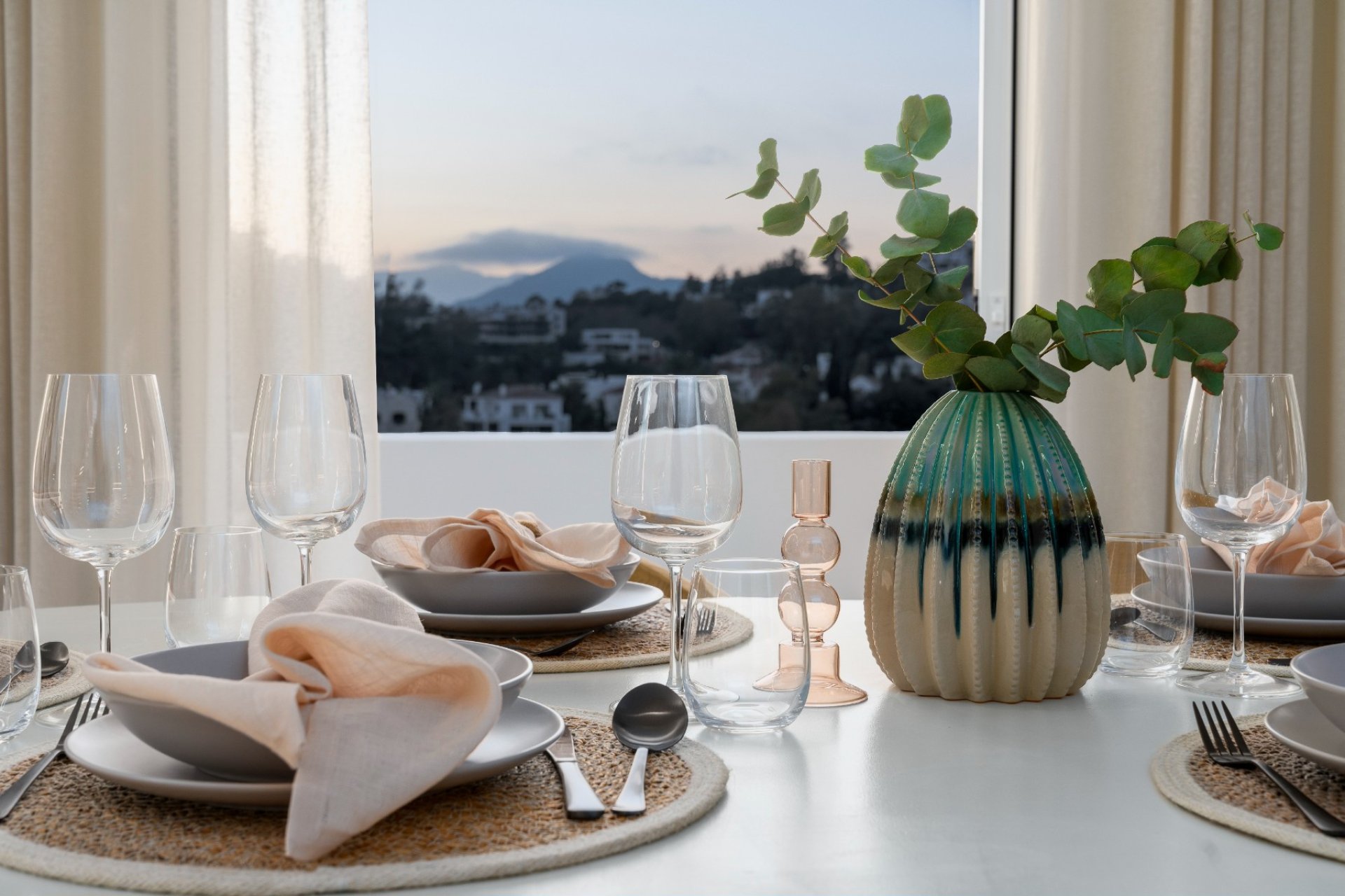 Resale - Apartments - Flats - Benahavís - La Quinta