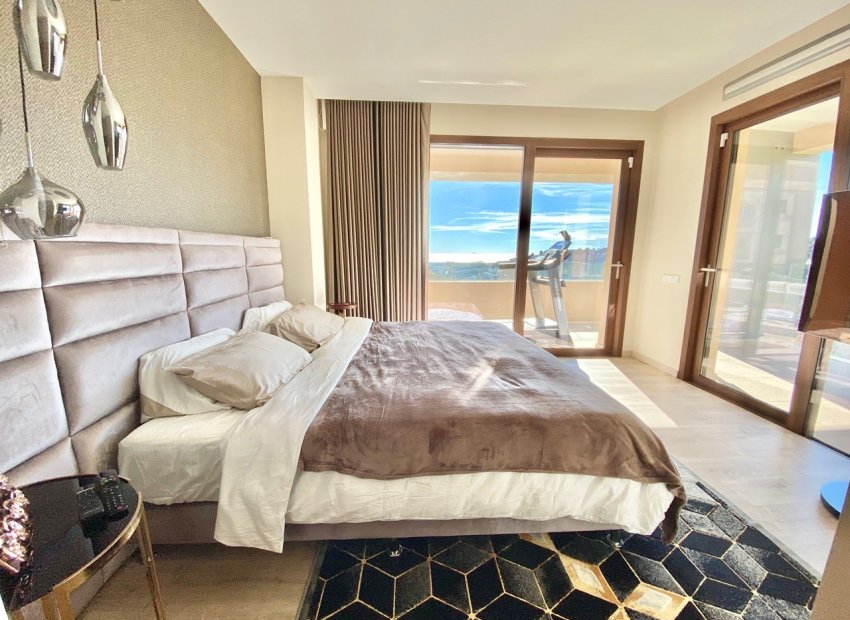 Resale - Apartments - Flats - Benahavís - La Quinta