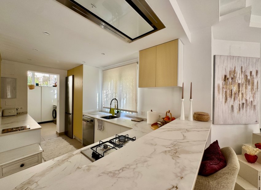 Resale - Apartments - Flats - Benahavís - La Quinta