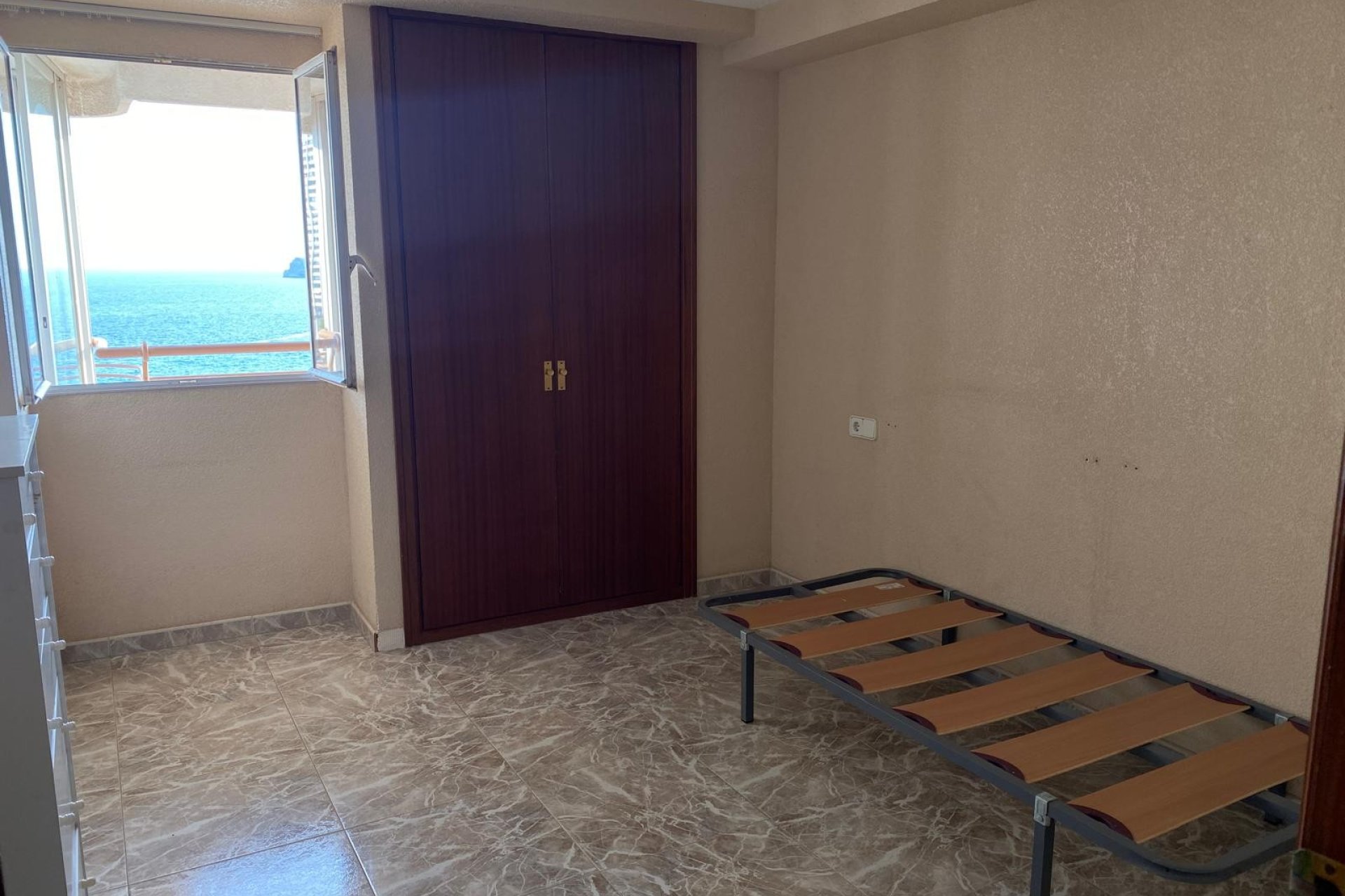 Resale - Apartments - Flats - Benidorm - 1ª Linea De Playa