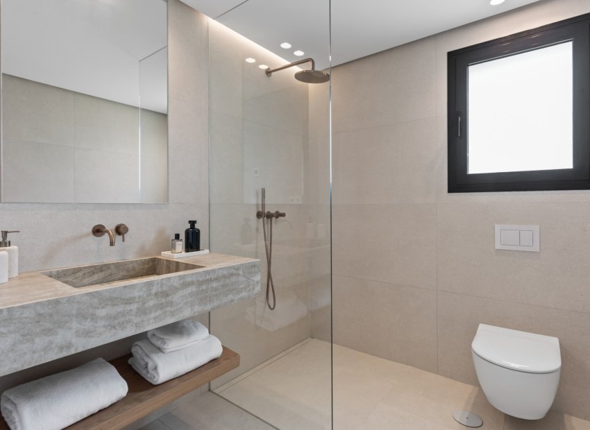 Resale - Apartments - Flats - Estepoa - New Golden Mile