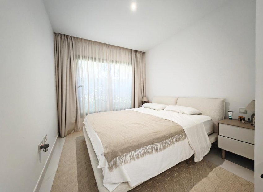 Resale - Apartments - Flats - Estepoa - New Golden Mile