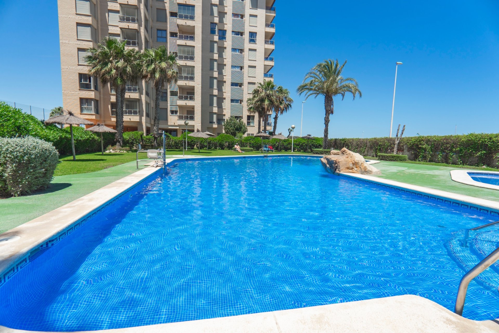 Resale - Apartments - Flats - Guardamar del Segura - Puerto Deportivo