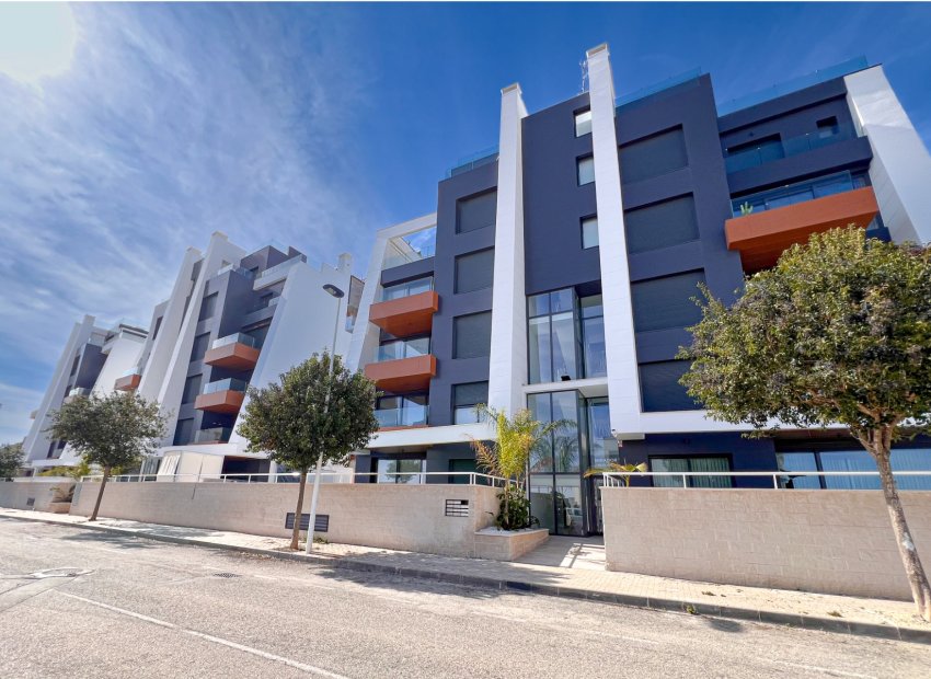 Resale - Apartments - Flats - Guardamar del Segura - Urbanizaciones