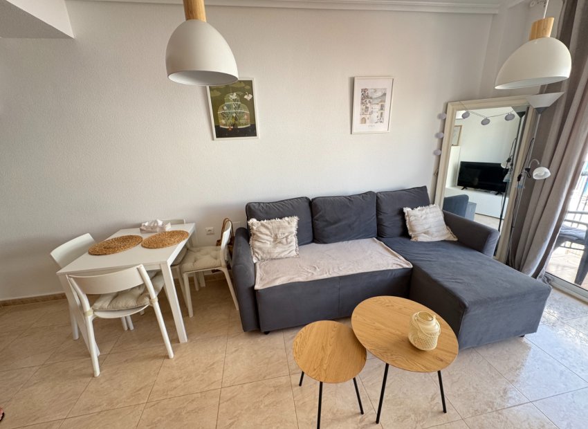 Resale - Apartments - Flats - Guardamar del Segura
