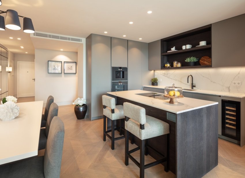 Resale - Apartments - Flats - Marbella - Golden Mile