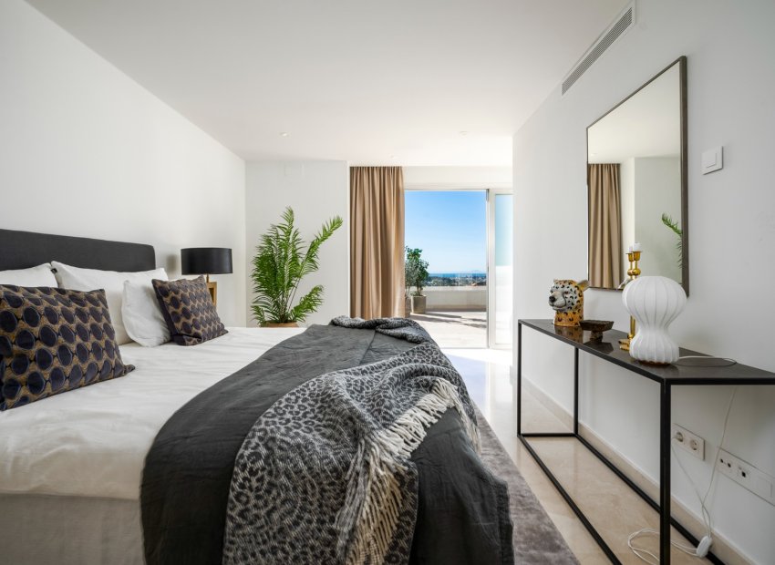Resale - Apartments - Flats - Marbella - Nueva Andalucía