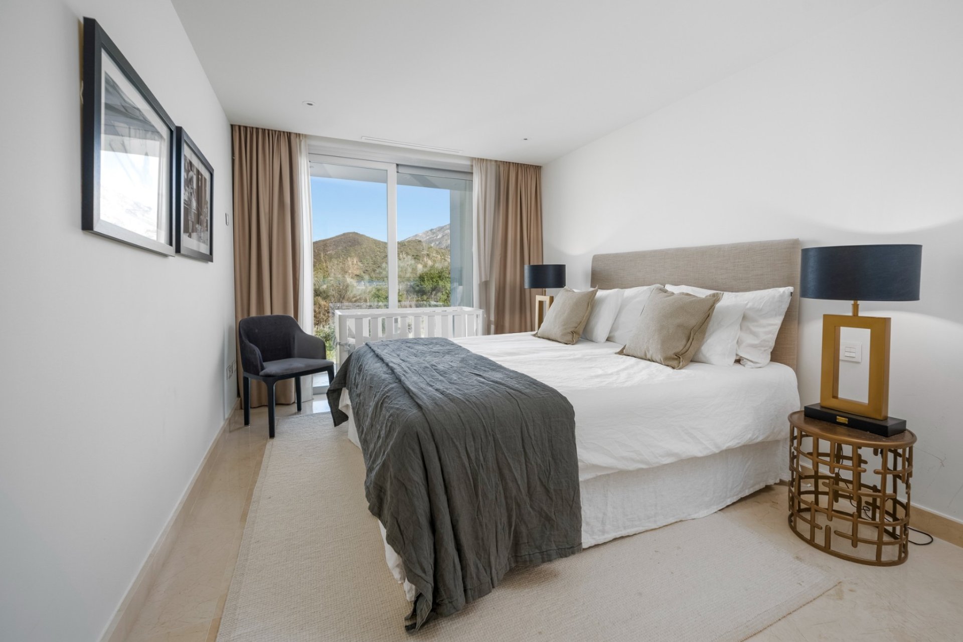 Resale - Apartments - Flats - Marbella - Nueva Andalucía
