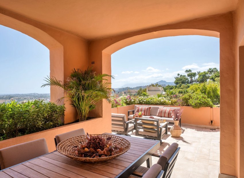 Resale - Apartments - Flats - Marbella - Nueva Andalucía