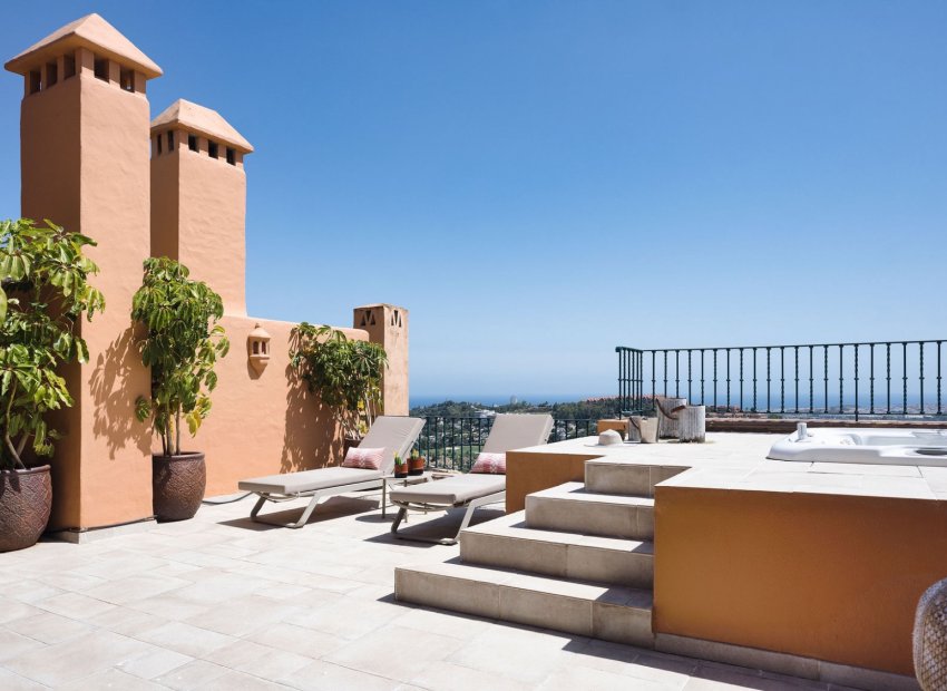 Resale - Apartments - Flats - Marbella - Nueva Andalucía