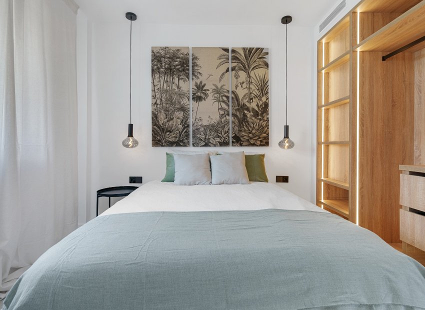 Resale - Apartments - Flats - Marbella - Nueva Andalucía