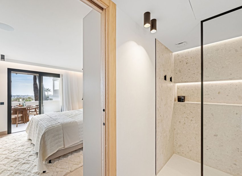 Resale - Apartments - Flats - Marbella - Nueva Andalucía