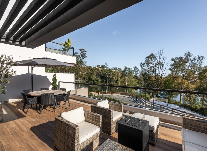 Resale - Apartments - Flats - Marbella - Nueva Andalucía
