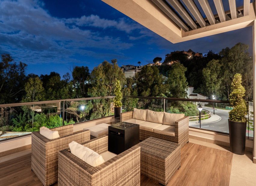 Resale - Apartments - Flats - Marbella - Nueva Andalucía