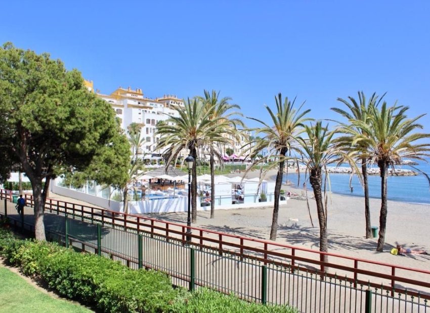 Resale - Apartments - Flats - Marbella - Puerto Banús