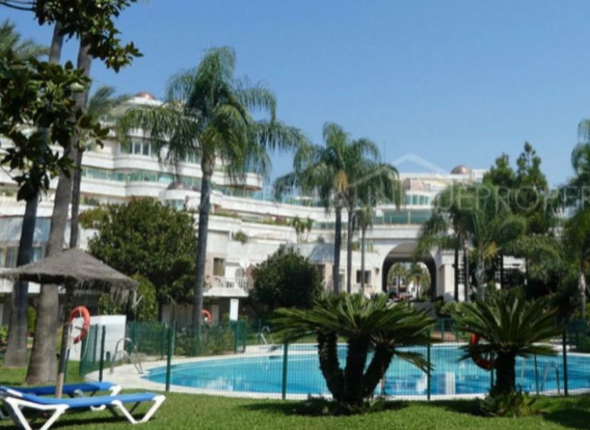Resale - Apartments - Flats - Marbella - Puerto Banús