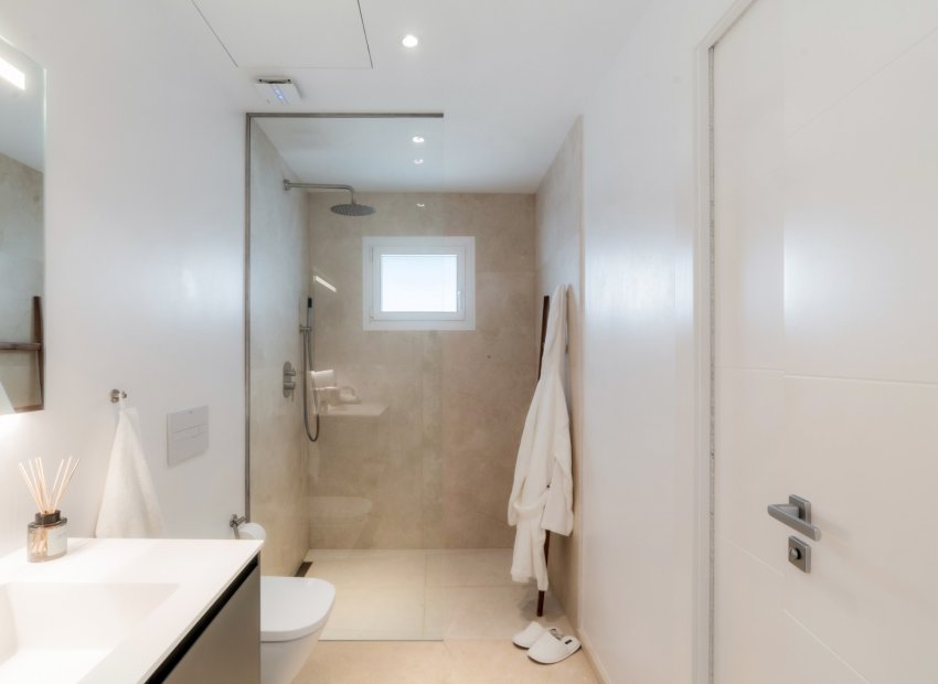 Resale - Apartments - Flats - Marbella - Puerto Banús