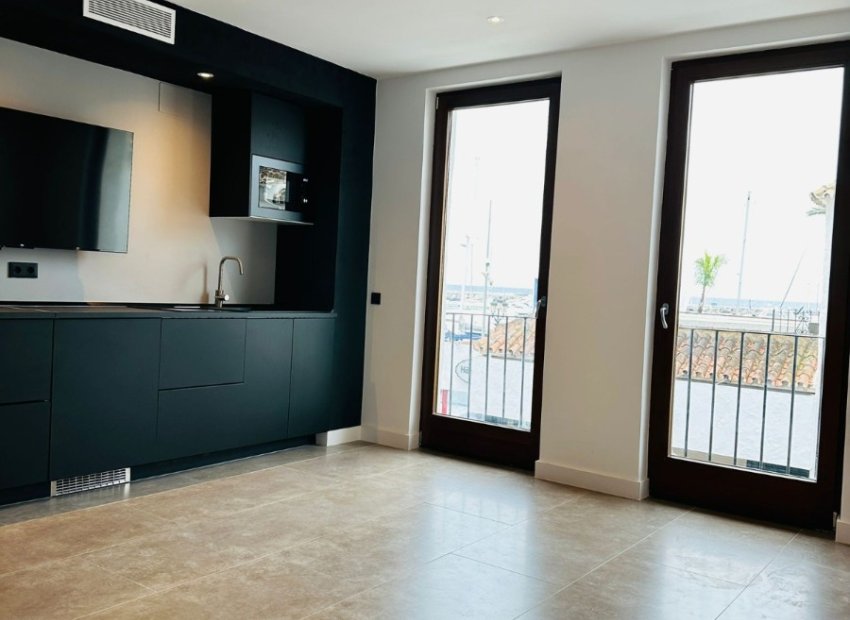 Resale - Apartments - Flats - Marbella - Puerto Banús