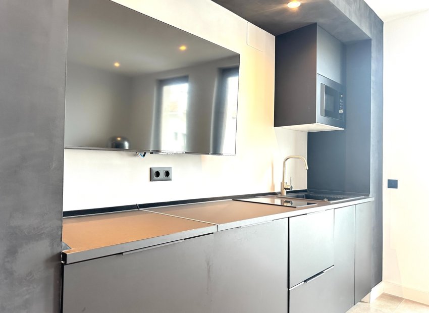 Resale - Apartments - Flats - Marbella - Puerto Banús
