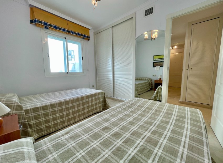 Resale - Apartments - Flats - Marbella - Puerto Banús