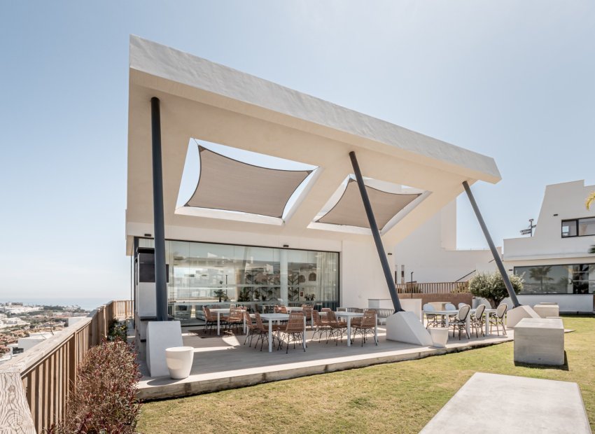 Resale - Apartments - Flats - Mijas