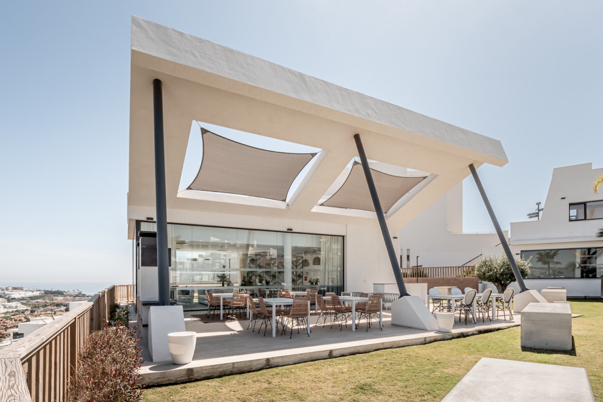 Resale - Apartments - Flats - Mijas