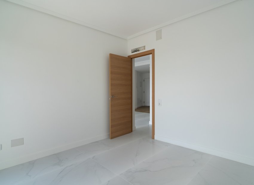 Resale - Apartments - Flats - Orihuela Costa - La Regia
