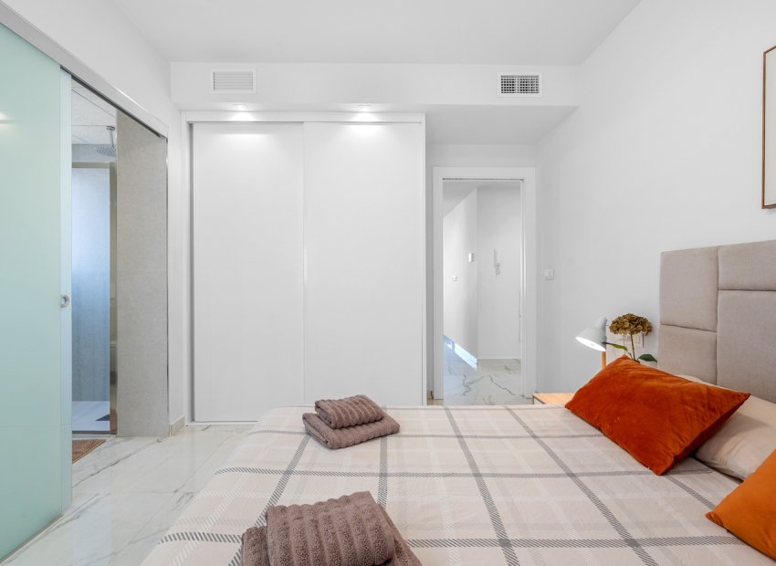 Resale - Apartments - Flats - Orihuela Costa - Playa Flamenca