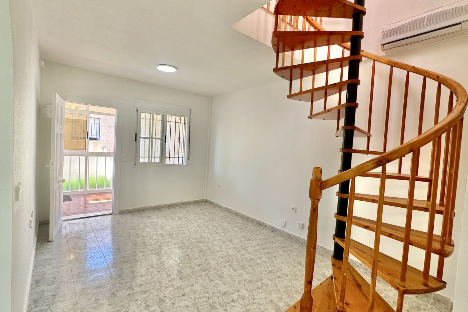 Resale - Apartments - Flats - Orihuela Costa - Playa Flamenca
