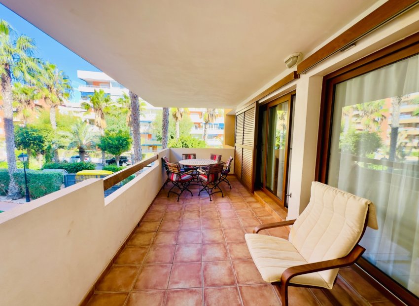 Resale - Apartments - Flats - Orihuela Costa - Punta Prima