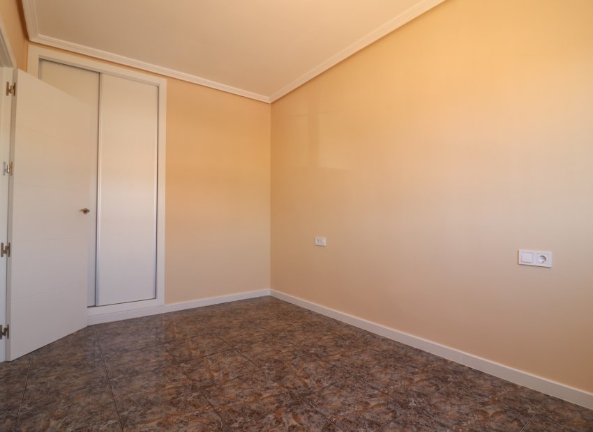 Resale - Apartments - Flats - Orihuela Costa - Punta Prima