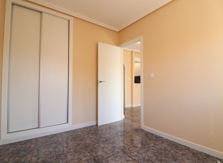 Resale - Apartments - Flats - Orihuela Costa - Punta Prima