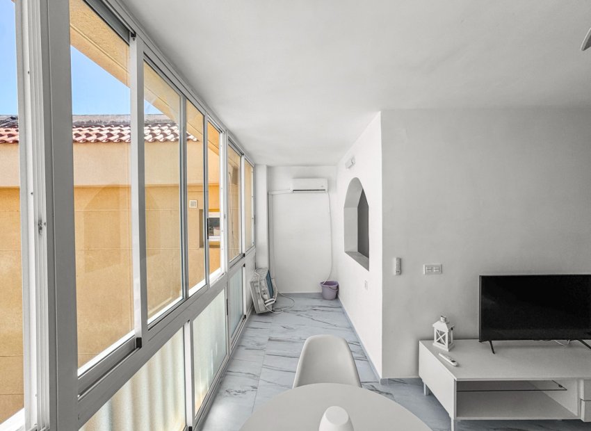 Resale - Apartments - Flats - Orihuela Costa - Punta Prima