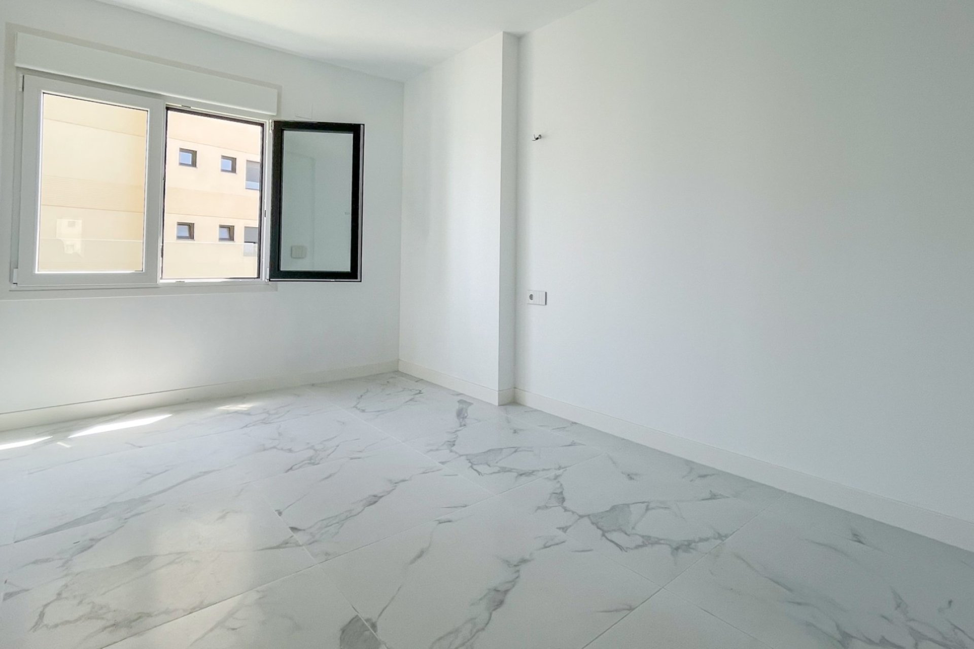 Resale - Apartments - Flats - Orihuela Costa - Punta Prima