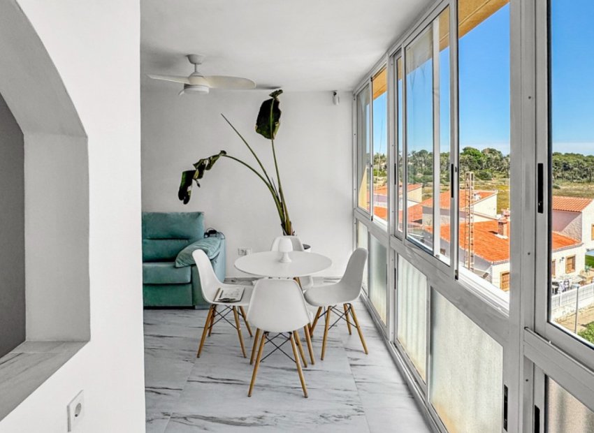 Resale - Apartments - Flats - Orihuela Costa - Punta Prima