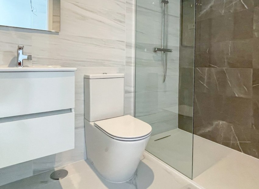 Resale - Apartments - Flats - Orihuela Costa - Punta Prima