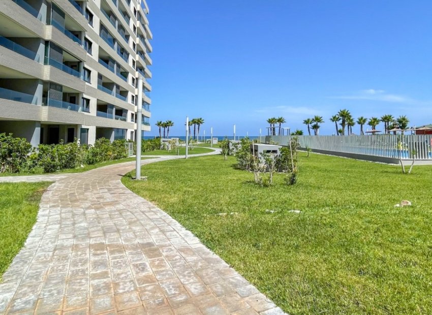 Resale - Apartments - Flats - Orihuela Costa - Punta Prima