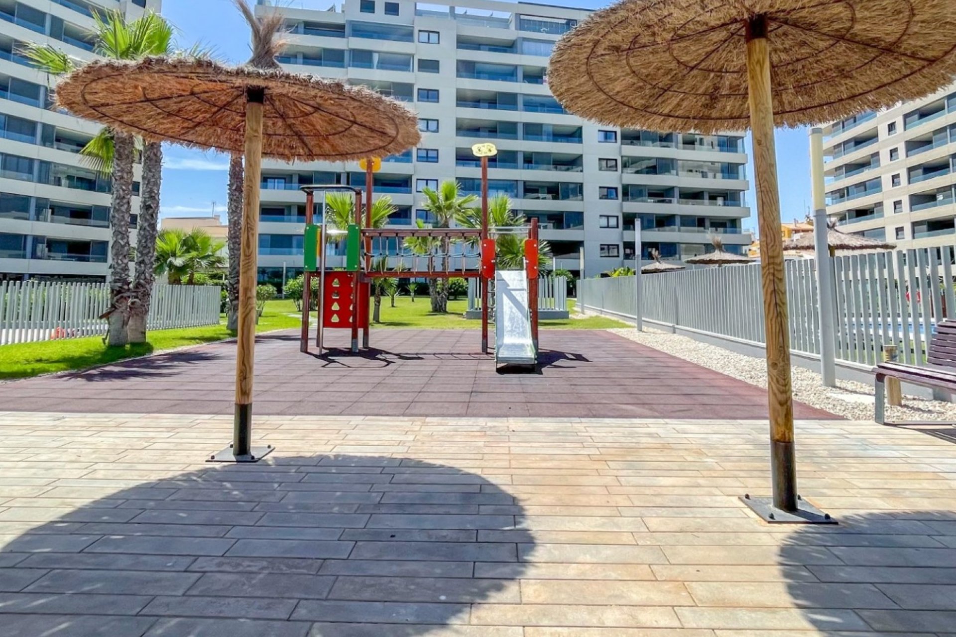 Resale - Apartments - Flats - Orihuela Costa - Punta Prima