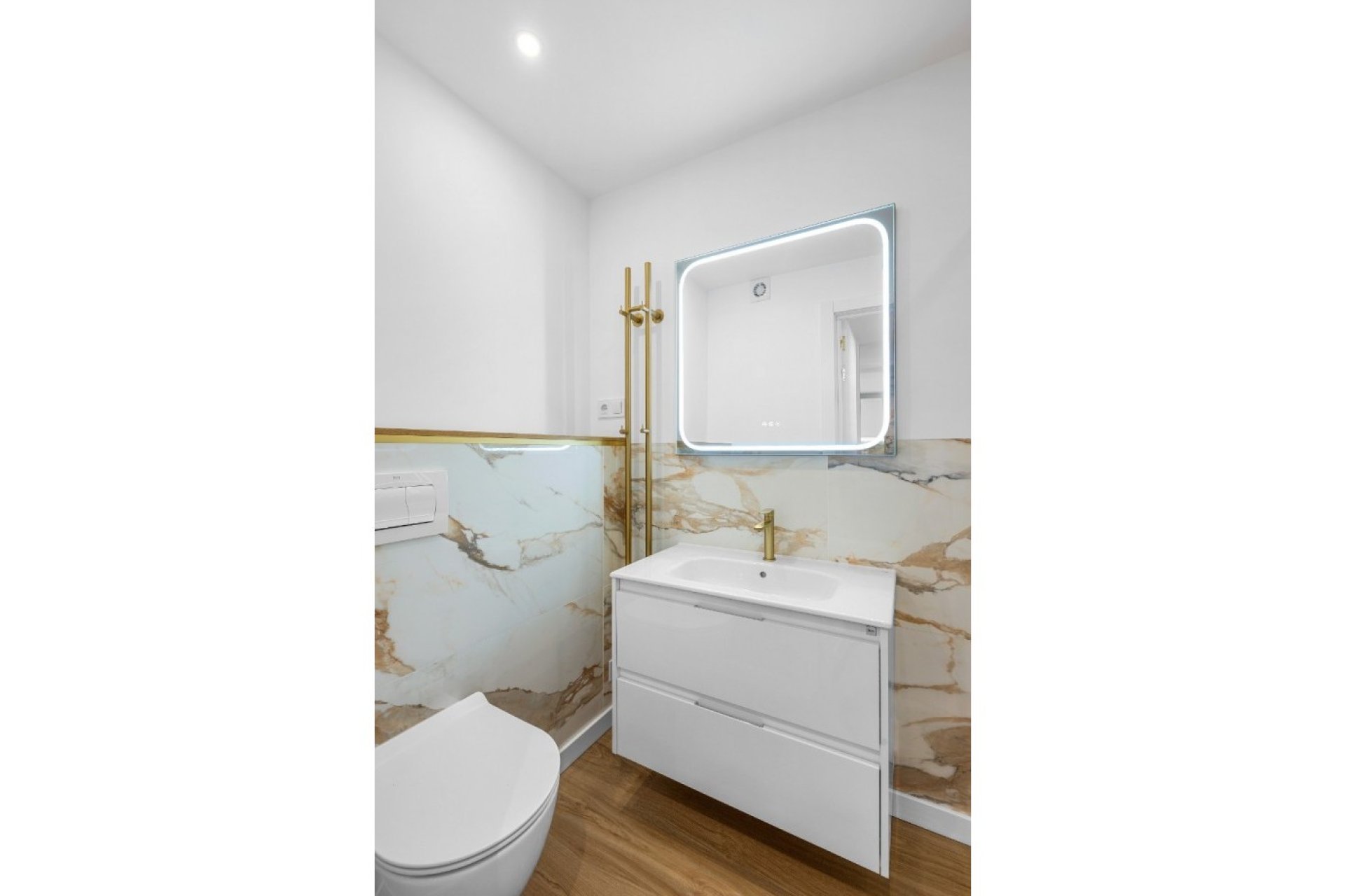 Resale - Apartments - Flats - Orihuela Costa - Punta Prima