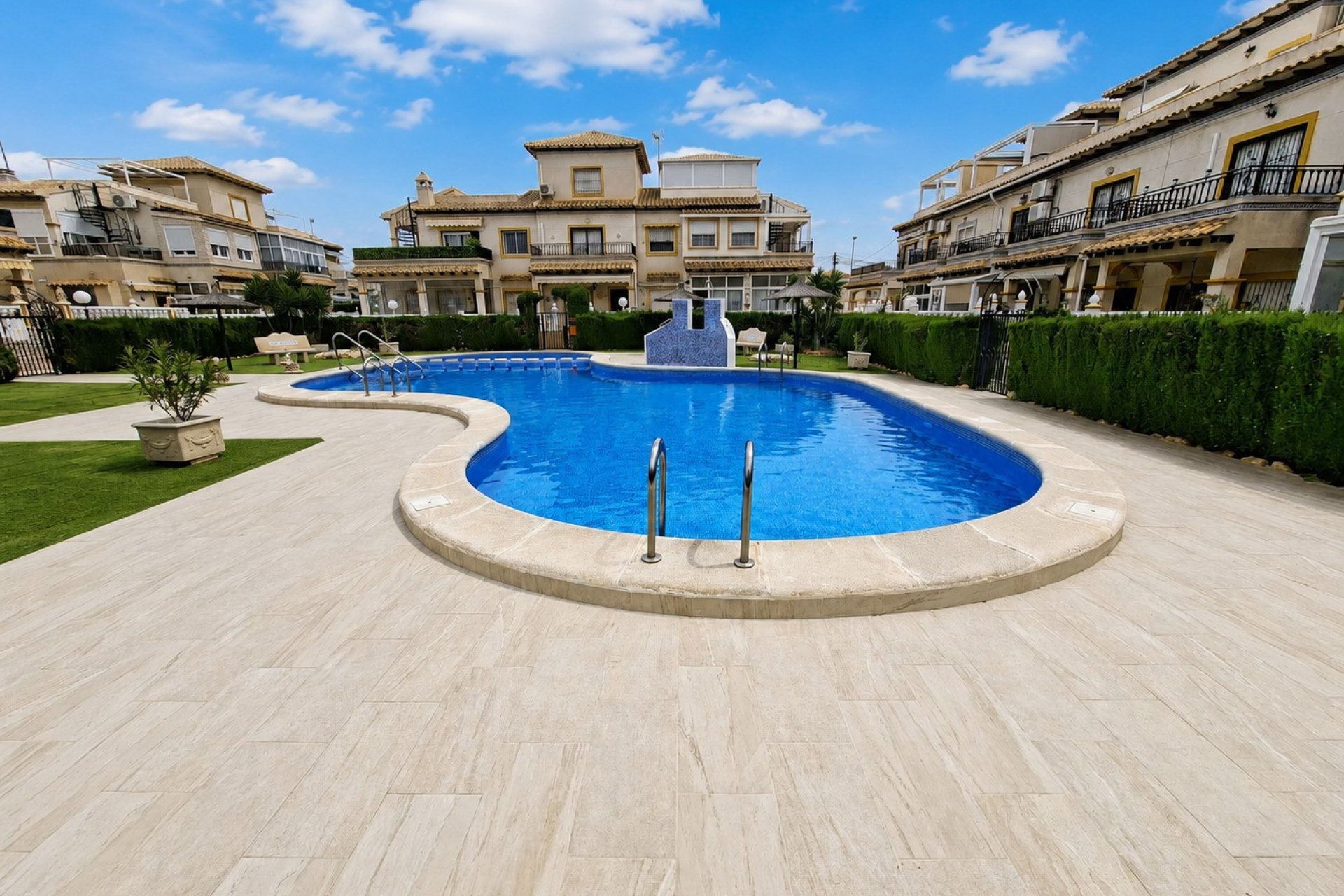 Resale - Apartments - Flats - Orihuela Costa - Punta Prima