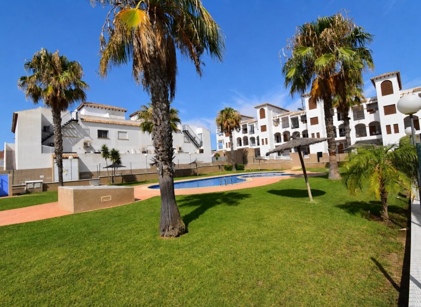 Resale - Apartments - Flats - Orihuela Costa - Punta Prima