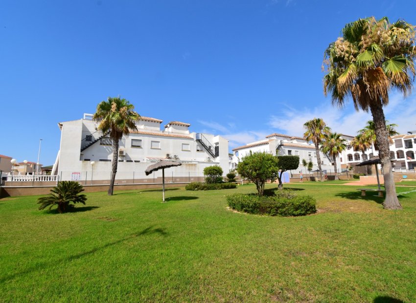 Resale - Apartments - Flats - Orihuela Costa - Punta Prima