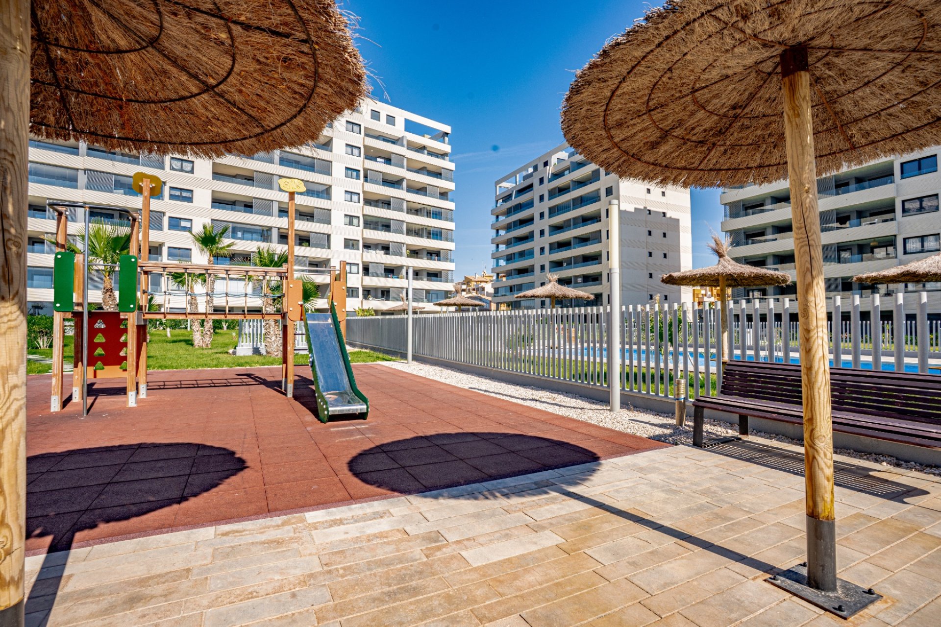 Resale - Apartments - Flats - Orihuela Costa - Punta Prima
