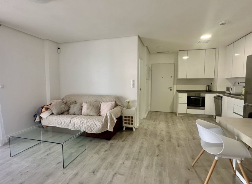 Resale - Apartments - Flats - Orihuela Costa - Villamartín