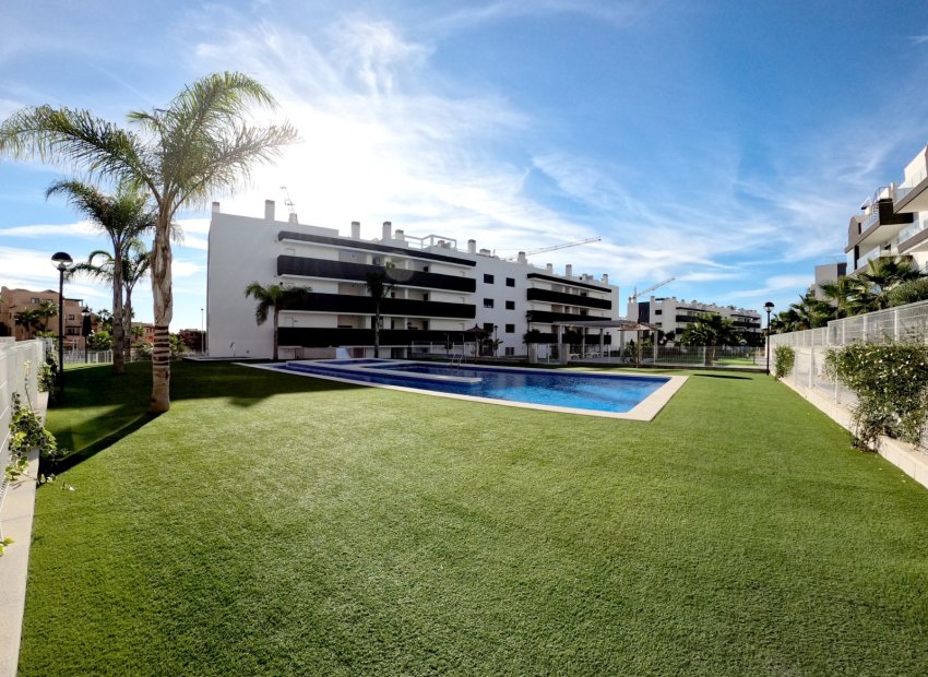 Resale - Apartments - Flats - Orihuela Costa - Villamartín