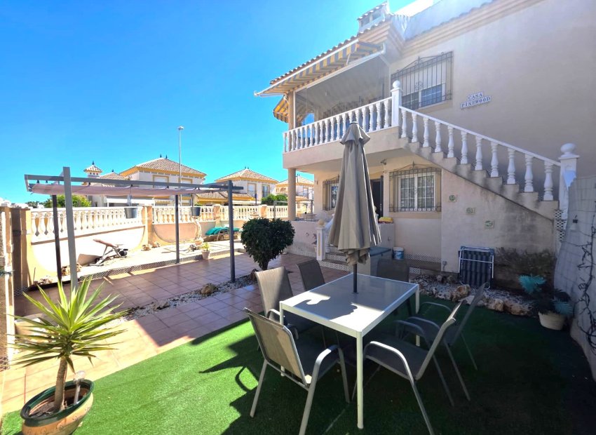 Resale - Apartments - Flats - Orihuela Costa - Villamartín