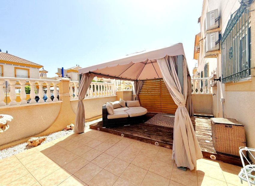 Resale - Apartments - Flats - Orihuela Costa - Villamartín