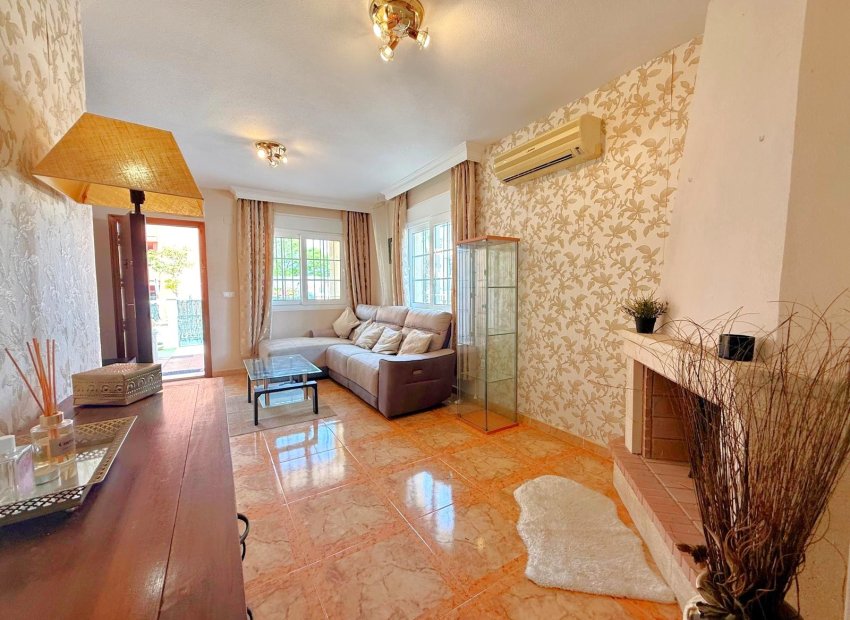 Resale - Apartments - Flats - Orihuela Costa - Villamartín